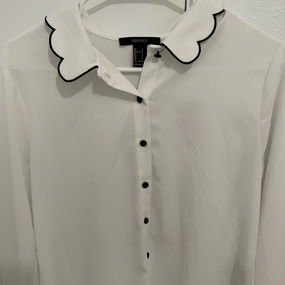 Scalloped Collar Blouse